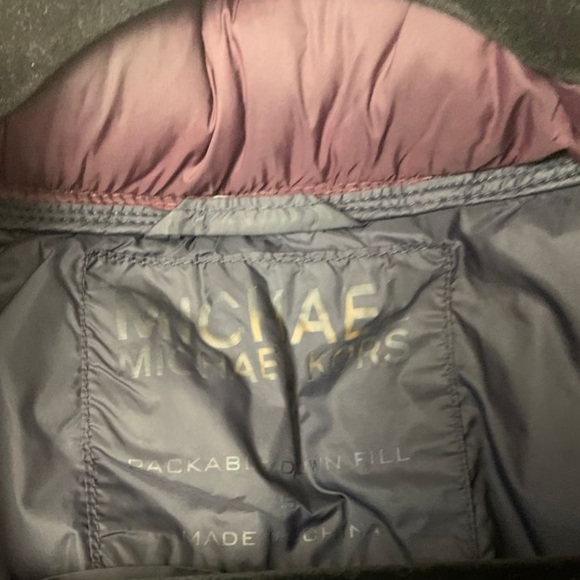 Michael Kors puffer Coat - Picture 2 of 2